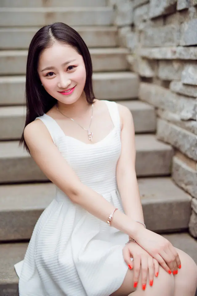 丽江温州私人伴游商务伴游乔妹的联系方式！