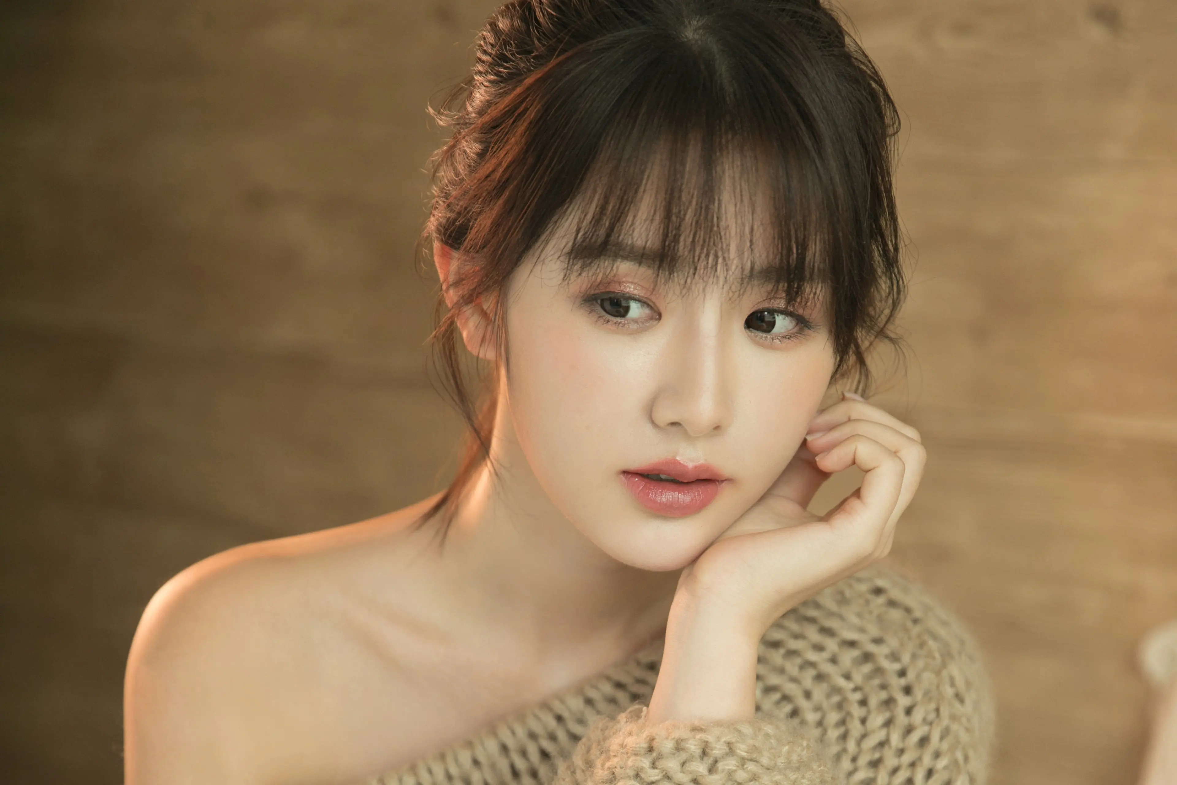 丽江西宁私人伴游陈娟儿的联系方式