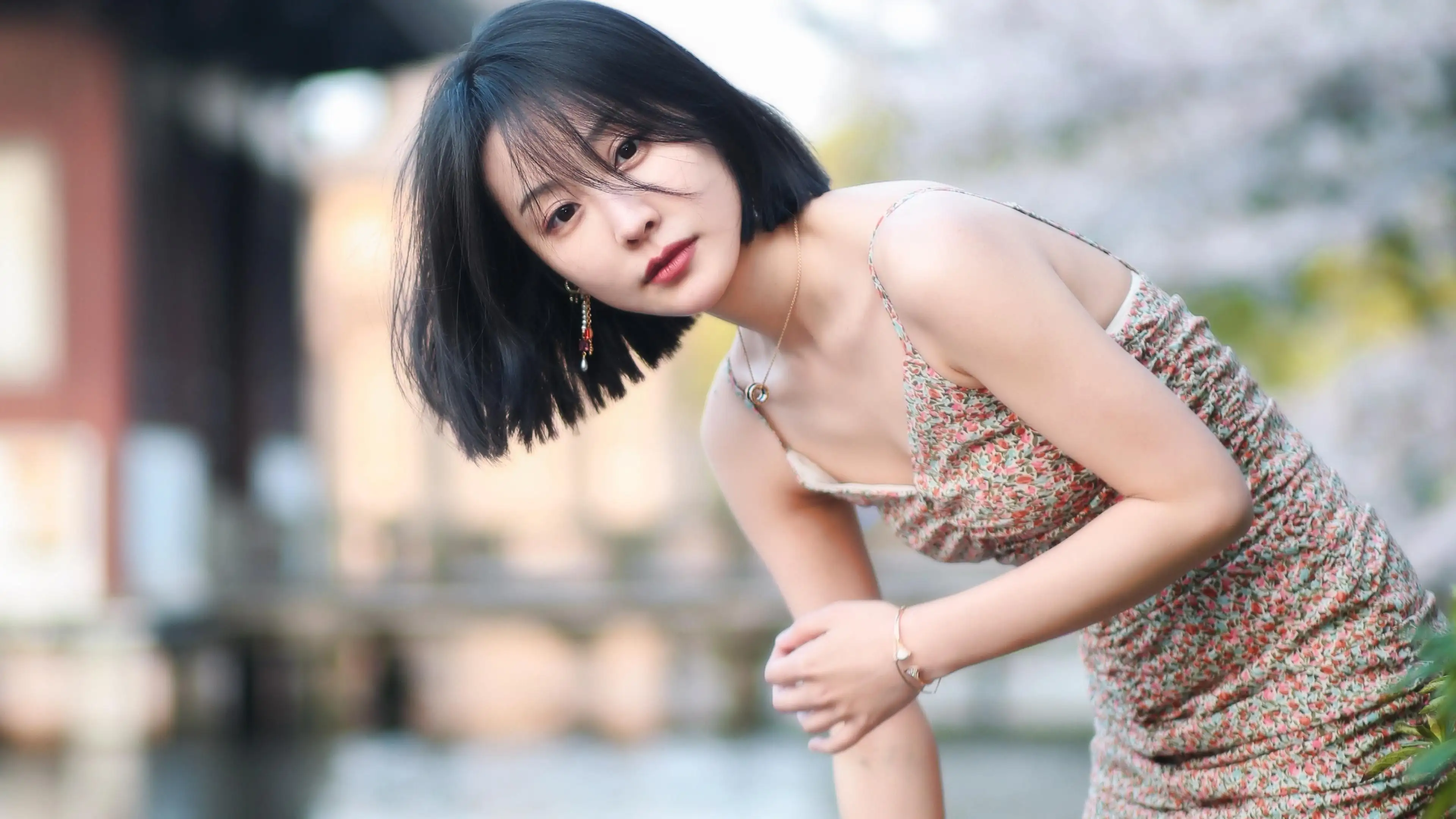 丽江成都伴游小姐姐雅美