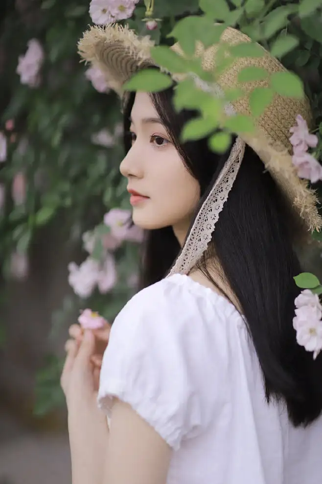 丽江喀什私人伴游李菲儿