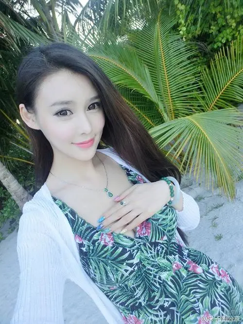 丽江柳州伴游张莉