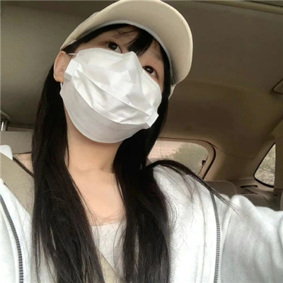 丽江伴游女生闫静槐的资料