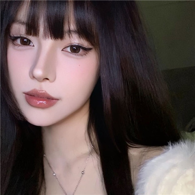 丽江私人伴游女生霍觅荷的资料